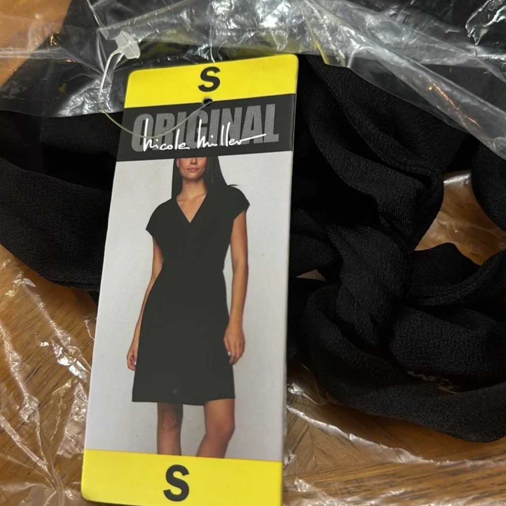 Nicole Miller Women's Faux Wrap Dress nwt - Picture 6 of 7